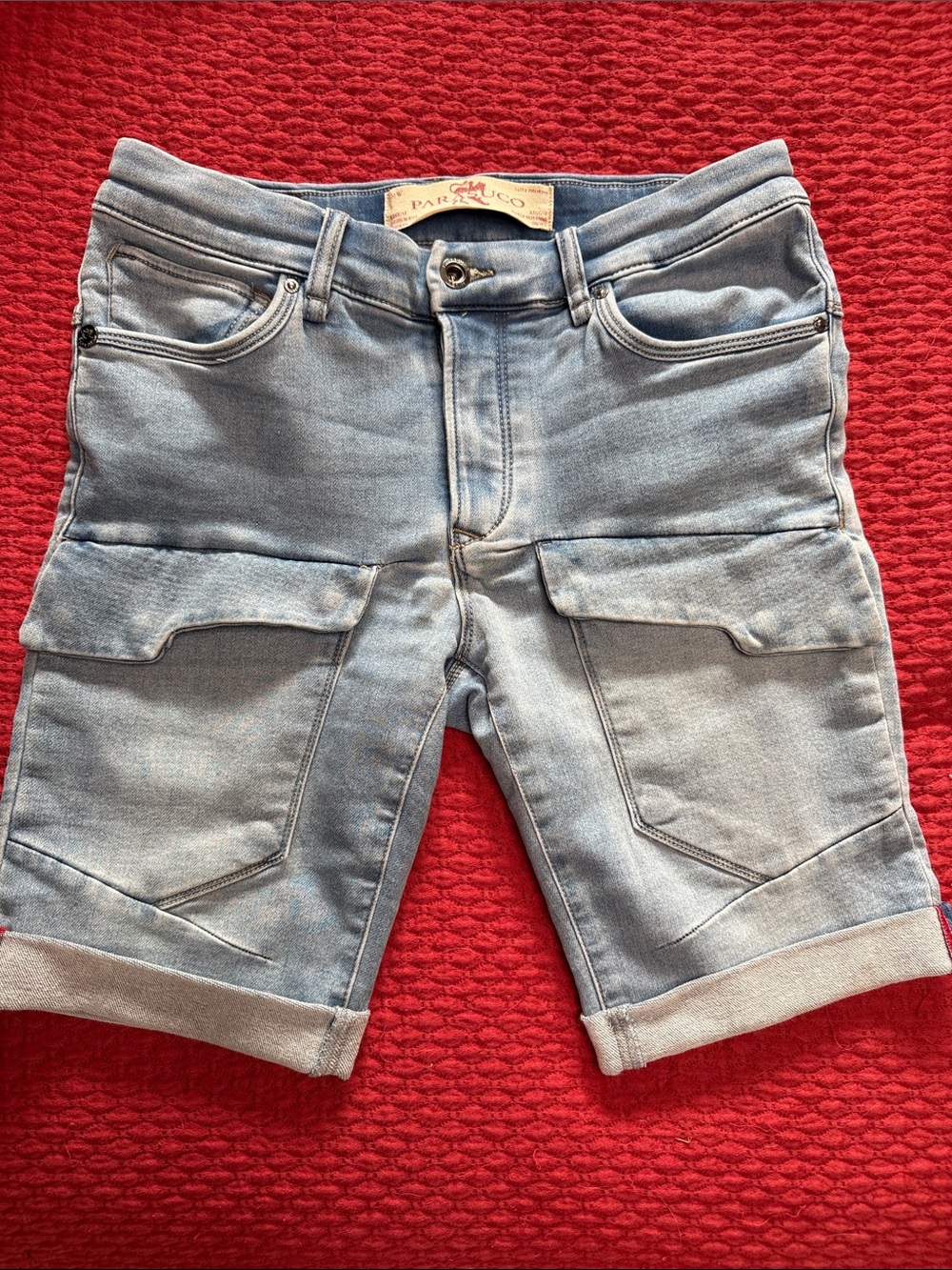 Parasuco Light Wash Denim unisex Cargo Shorts (31)